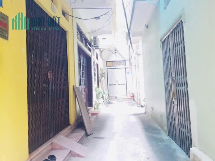 BÁN NHÀ 3 TẦNG  NGUYỄN PHONG SẮC - TT CẦU GIẤY - PHÂN LÔ HV CHÍNH TRỊ - 8M RA Ô TÔ TRÁNH DỪNG ĐỖ -