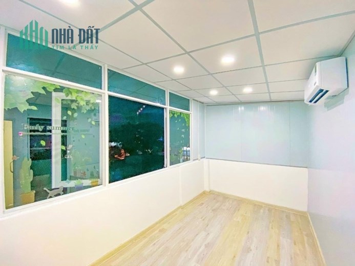 Bán nhà Nơ Trang Long 10m ra MT 4 tầng giá chỉ 3.x tỷ