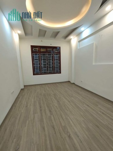 60m Mặt Tiền 5.5m Nhỉnh 7 Tỷ Phân Lô Quân Đội Ô Tô 7 Chỗ Vào Nhà Dừng Đỗ Ngày Đêm. Chủ Tự Xây Kiên