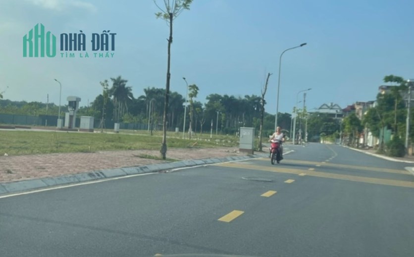 Bán 235m2 Đất Thổ Cư Thôn Đìa Nam Hồng Đông Anh. Đường Lớn Vỉa Hè KD. Chỉ hơn 13 tỷ.