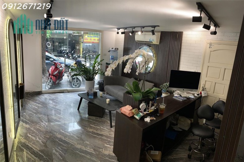 Chính chủ cần Cho thuê nhà mặt phố Triệu Việt Vương