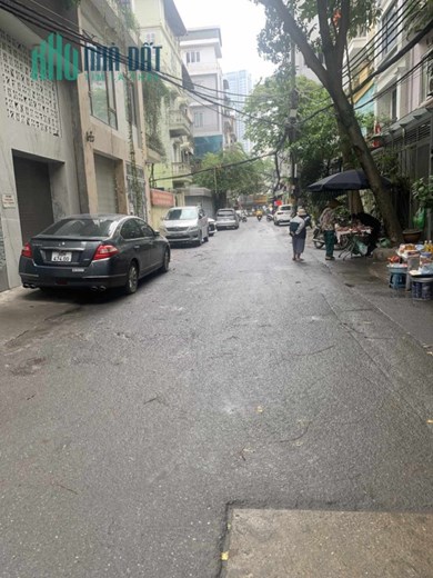 Bán nhà Phân lô Ngọc Khánh, 40m2*2T, MT5m, ô tô đỗ cửa, khu VIP hiếm nhà bán, 7.5 tỷ