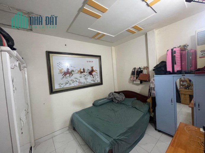 Bán Gấp Nhà Lê Văn Quới hẻm VIP 413 xe hơi đỗ cửa 45 m2 trệt lầu Nhỉnh 3 tỷ