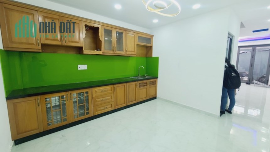 Nhà Bán HXH Nguyễn Xí BT VincomSaiGonRes – 40m2, 4Tầng BTCT 4 PN 3 WC.