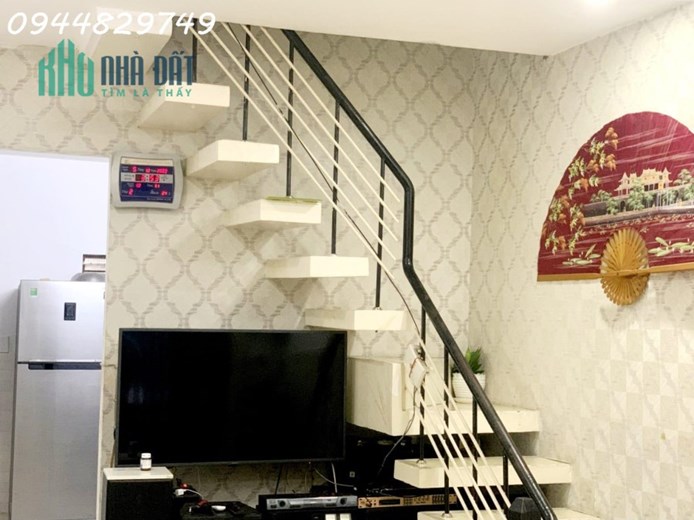 CHỈ 2,xx TỶ- NHÀ 2 TẦNG 10M RA KIỆT Ô TÔ, 40M RA MT NGÔ QUYỀN, SƠN TRÀ, ĐÀ NẴNG