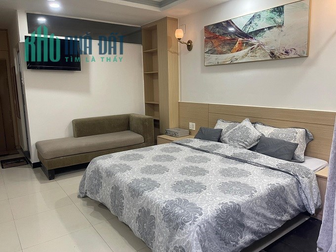 Bán nhà HXH hạ 6,2 tỷ, Huỳnh Văn Bánh, P11, Phú Nhuận, 82m2, 5 tầng, ngang 7m, giá rẻ.