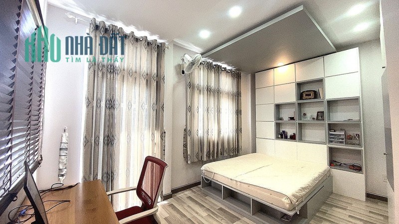 BÁN NHÀ TÂN BÌNH HXH 110M2 OTO VÀO NHÀ 5 TẦNG NGANG 7,6M HIẾM VÕ THÀNH TRANG 12.9 TỶ.