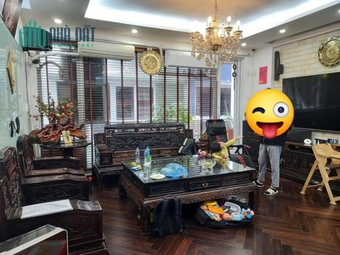 BÁN GẤP NHÀ HOÀNG SÂM CẦU GIẤY, ÔTÔ TRÁNH, VỈA HÈ, KINH DOANH, 68M NHỈNH 13TỶ