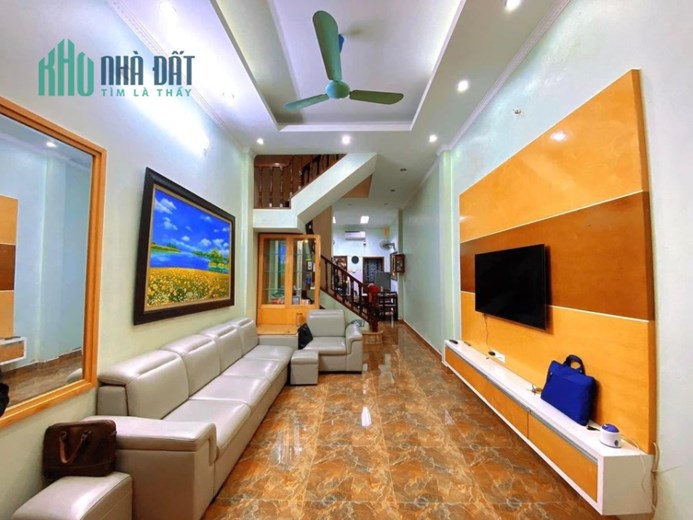 BÁN NHÀ 5 TÂNG TRẦN CUNG CẦU GIẤY - 2 MẶT NGÕ - PHÂN LÔ QUÂN ĐỘI - Ô TÔ ĐỖ CỬA - 5M SÂN CHƠI - NHÀ
