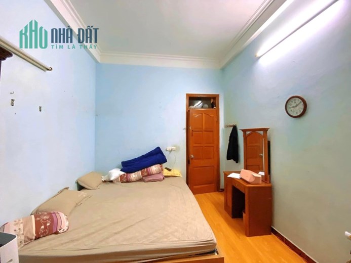 BÁN NHÀ 5 TÂNG TRẦN CUNG CẦU GIẤY - 2 MẶT NGÕ - PHÂN LÔ QUÂN ĐỘI - Ô TÔ ĐỖ CỬA - 5M SÂN CHƠI - NHÀ