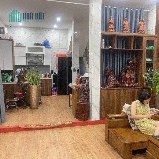 Phân lô, lô góc, vỉa hè, oto tránh, 68m, mặt tiền 5m, Kim Đồng, Tân Mai, KD sầm uất.