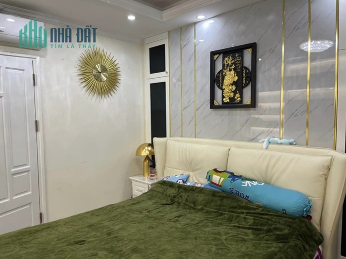 Cắt lỗ giảm chào 2.1 tỷ nhà phân lô Nhân Hòa 45m2 7 tầng TM Gara ô tô - KD - VP chỉ 8.8 tỷ ở ngay