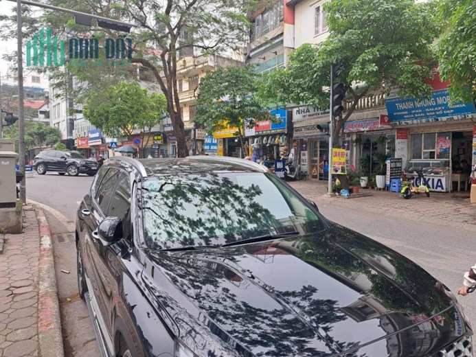 Cần Bán Nhà Mặt Phố Nguyễn Khang - Kinh Doanh Siêu Đỉnh - DT: 55m, MT: 4,6m