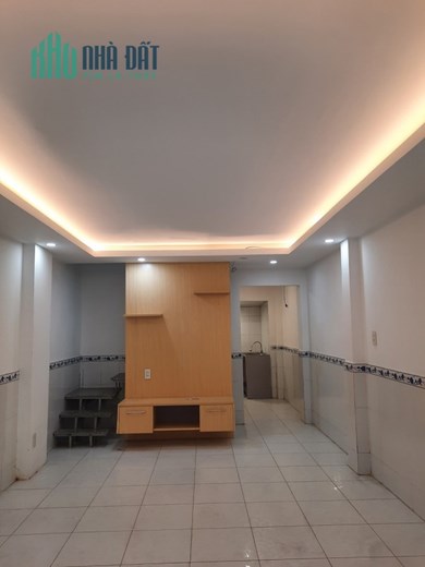 Bán nhà 2 tầng 2PN, 28m2, Hẻm xe hơi, Hàn Hải Nguyên, Quận 11, chỉ 4.2 tỷ TL