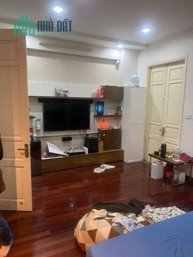 135m Nhỉnh 8 Tỷ Phố Hoàng Quốc Việt Cầu Giấy. Vài Bước Chân Ra Ô Tô Tránh. Cạnh Nhiều Trường Đại