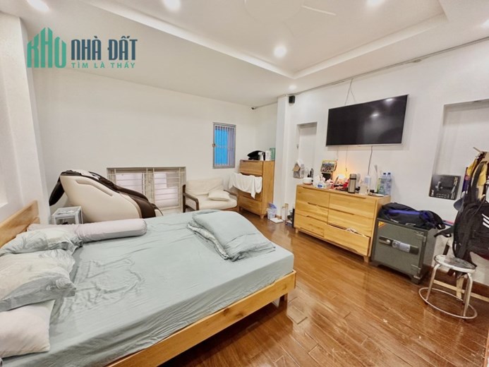 Bán nhà đẹp HXH thông Âu Cơ quận Tân Phú 55m2 -4T BTCT nhỉnh 5 tỷ TL