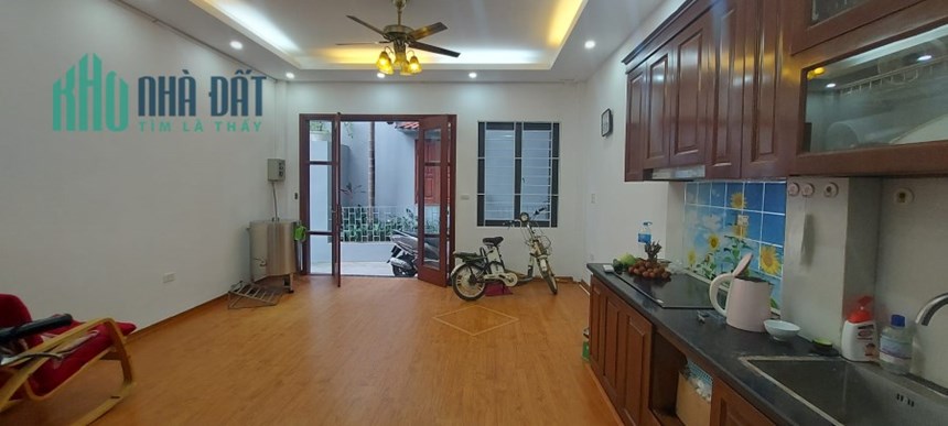 Cổ Nhuế - ngõ ô tô – nhà dân xây – khách mua về ở luôn