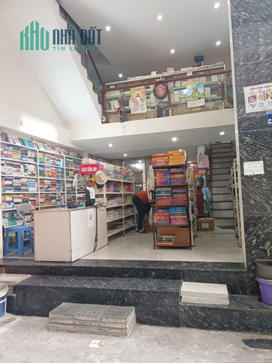 110m Giá Giao Dịch Hơn 11 Tỷ Phố Hoàng Quốc Việt Trung Tâm Cầu Giấy. Ô Tô Tải Đỗ Cửa. Kinh Doanh