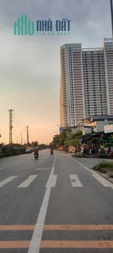 CHÍNH CHỦ GỬI BÁN LÔ 55M TẠI ĐÔNG HỘI, OTO VÀO. NGAY CHÂN CẦU NHẬT TÂN, TÒA EUROWINDOWN. KHU VỰC