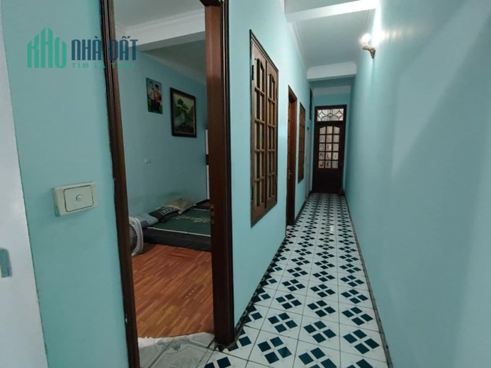 60m 5 Tầng Mặt Tiền 10m Lô Góc Phân Lô Ô Tô Đỗ Cửa Phố Đặng Thuỳ Trâm Cầu Giấy. Gần Trường Học Công
