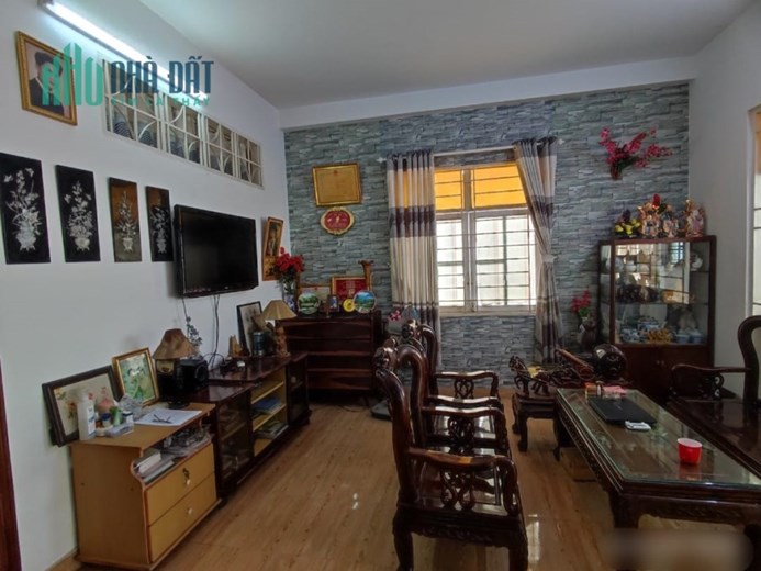 NHÀ BÙI ĐÌNH TÚY 130M2 - 3 TẦNG - HẺM XE TẢI - GIÁ 11.5.
