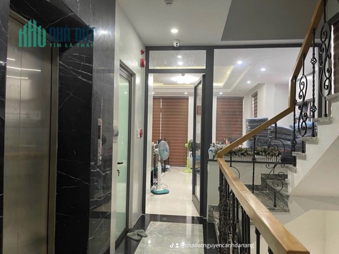 Bán toà căn hộ 4 tầng lô góc 2 mặt tiền Hòa Minh - Liên Chiểu - Đà Nẵng