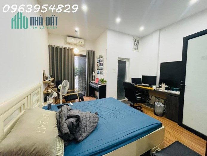 BÁN NHÀ PHÁO ĐÀI LÁNG, QUẬN ĐỐNG ĐA, NGÕ RỘNG, THÔNG TỨ PHÍA, CÁCH Ô TÔ 30M, CHỈ 3.9 TỶ