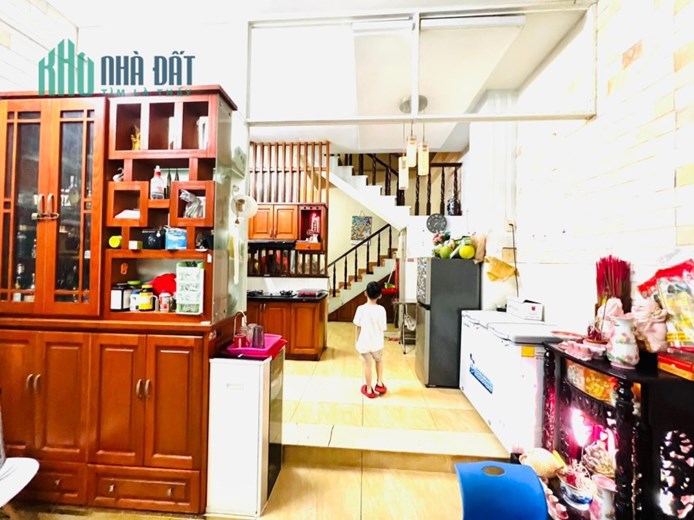 Siêu cơ hội! Nhà cần bán gấp hẻm xe hơi 10m, Nguyễn Thiện Thuật, Quận 3, TP.HCM chỉ 17 Tỷ 2.