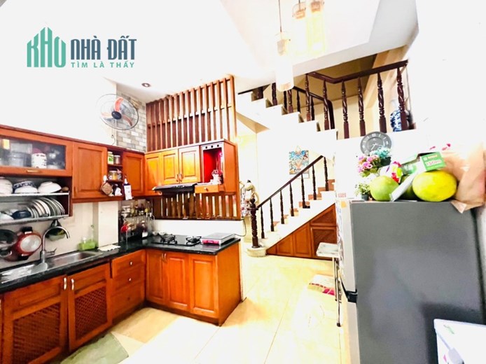 Siêu cơ hội! Nhà cần bán gấp hẻm xe hơi 10m, Nguyễn Thiện Thuật, Quận 3, TP.HCM chỉ 17 Tỷ 2.