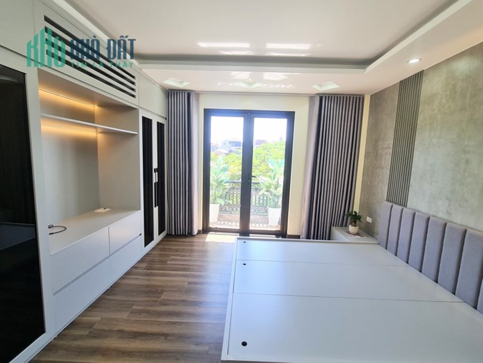 Bán nhà phố Kim Giang, ngõ nông, rộng, ô tô gần, 45m, 4 ngủ, nhỉnh 4 tỷ