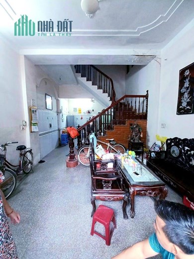 Bán nhà Lương Khánh Thiện, Tân Mai, 40m, 5T, MT 4m, oto 5m, 8PN, dân xây, giá 5.4 tỷ
