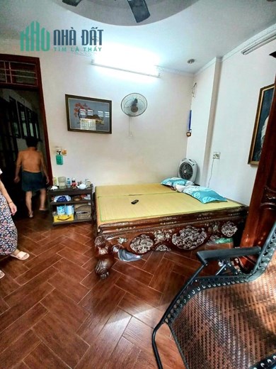 Bán nhà Lương Khánh Thiện, Tân Mai, 40m, 5T, MT 4m, oto 5m, 8PN, dân xây, giá 5.4 tỷ