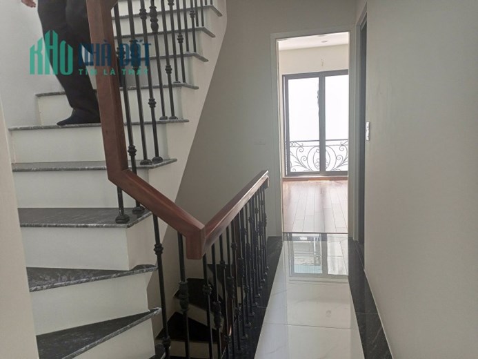 Bán nhà Tư Đình ,Long Biên ,nhà mới 47m2 ,4 tầng nhà mới với giá nhỉnh 4 tỷ
