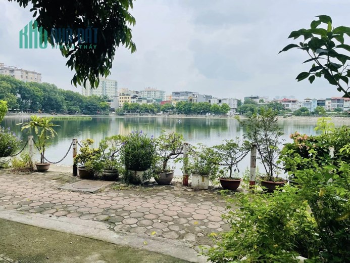 Bán nhà 192 Lê Trọng Tấn, Thanh Xuân, 160m, 4T, 2 mặt tiền, 1 mặt hồ, 1 mặt oto tránh, giá 16.3 tỷ.