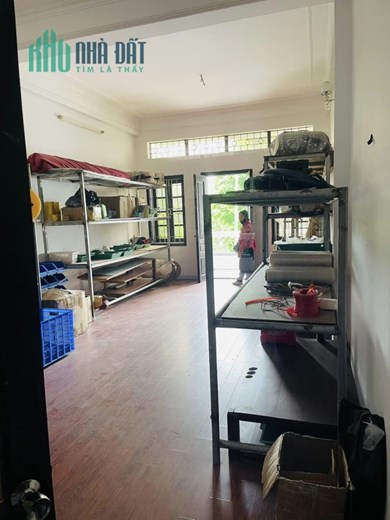 Bán nhà 192 Lê Trọng Tấn, Thanh Xuân, 160m, 4T, 2 mặt tiền, 1 mặt hồ, 1 mặt oto tránh, giá 16.3 tỷ.