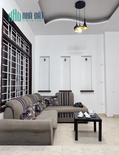 Bán nhà riêng Lê Văn Lương 38m 4 tầng 4 ngủ ngõ thông ba bước ra ô tô tránh nhỉnh 5 tỷ lh 0975124520
