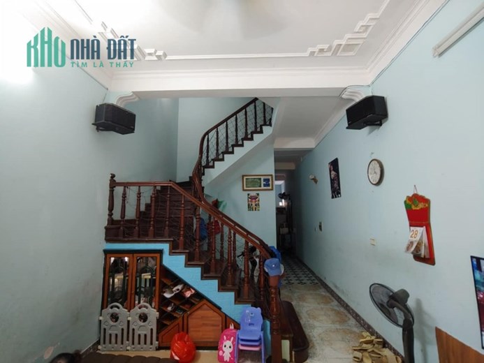 50m 5 Tầng Mặt Tiền 4.5m Nhỉnh 10 Tỷ Phân Lô Ô Tô Tránh Trung Tâm Quận Cầu Giấy. Ô Tô Dừng Đỗ Ngày