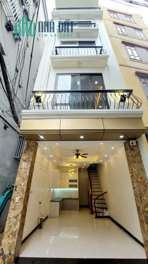 Quá đẹp Lĩnh Nam 35m 5 tầng thang máy nhập khẩu ô tô vào nhà tặng hết nội thất
