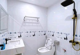 50m 5 Tầng Mặt Tiền 4.5m Nhỉnh 9 Tỷ Phân Lô Phố Phan Văn Trường Cầu Giấy. Vỉa Hè Đá Bóng Ô Tô Đỗ