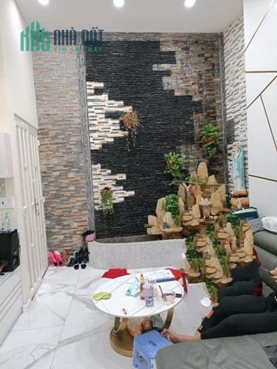 Bán Gấp Nhà 37m2, Đường Phạm Văn Hai, Phường 5, Quận Tân Bình.
