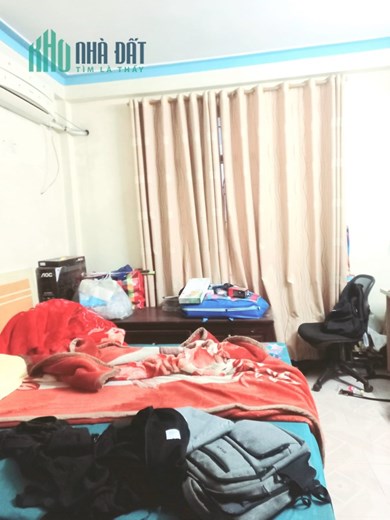 𝙉𝑮𝙐𝒀𝙀̂𝑵 𝑪𝘼̆𝑵 phố Mạc Thị Bưởi, DT 40m, mặt tiền 4m, 3 tầng. 3 ngủ và 3 vệ sinh, 8 tr/th.