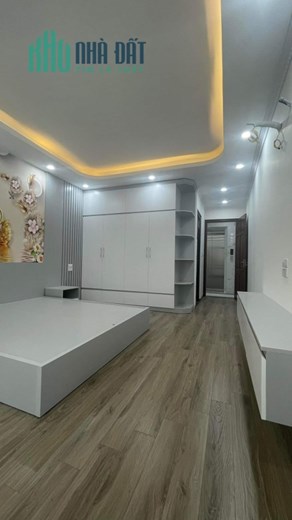 40m 6 Tầng Nhỉnh 8 Tỷ Phân Lô Cầu Giấy. Sát ĐH Sư Phạm. Ô Tô Chạy Vòng Quanh. Chủ Cần Bán Gấp