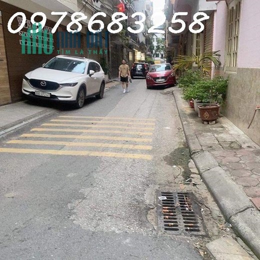 Bán nhà Gần Mặt Phố  Giáp Bát, giá rẻ nhất khu vực