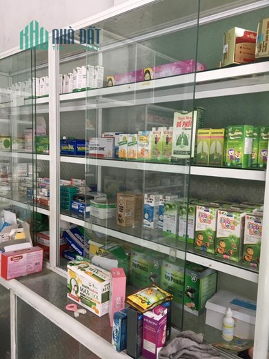 Mình cần sang lại nhà thuốc hoạt động 7 năm Ngay đường chính Uyên Hưng, giá thuê 3,5tr/ tháng