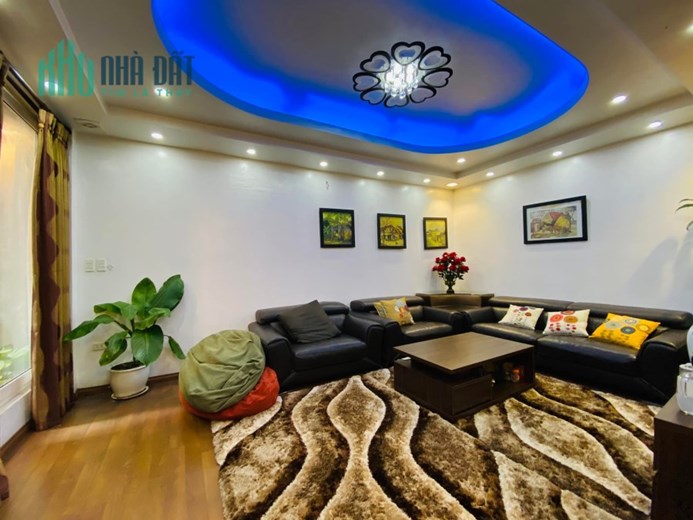 BÁN NHÀ 4 TẦNG  NGUYỄN NGỌC VŨ, CẦU GIẤY -  NHÀ SIÊU ĐẸP, NHÀ TỰ  TỰ XÂY, GẦN Ô TÔ TRÁNH.