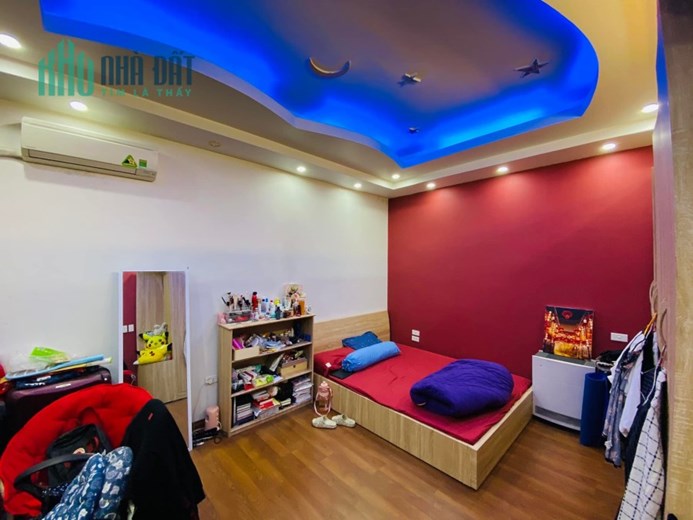 BÁN NHÀ 4 TẦNG  NGUYỄN NGỌC VŨ, CẦU GIẤY -  NHÀ SIÊU ĐẸP, NHÀ TỰ  TỰ XÂY, GẦN Ô TÔ TRÁNH.