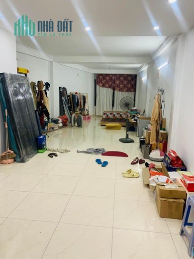 45m 6 Tầng Nhỉnh 10 Tỷ Phân Lô Cầu Giấy. 2 mặ Trước Sau. Nhà Chủ Tự Xây Tâm Huyết Thiện Chí Bán.