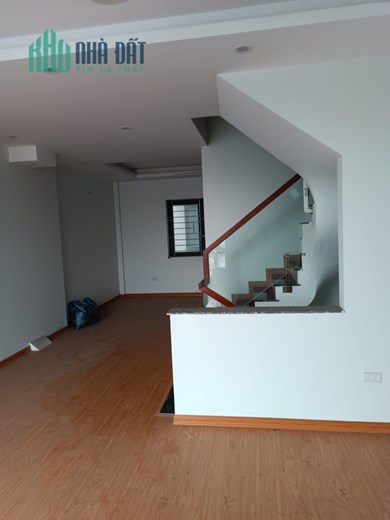 CHO THUÊ SHOPHOUSE IEC - TỨ HIỆP - THANH TRÌ 60m2 5 tầng 22triệu/1 tháng.