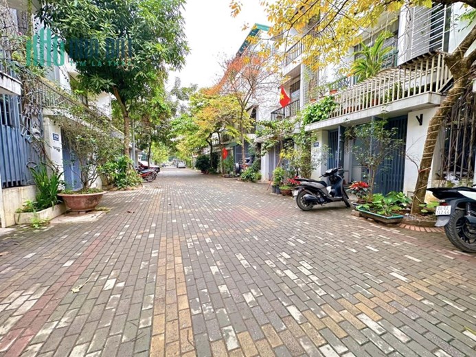 Bán nhà khu đô thị Ao Sào, Hoàng Mai 70m2 x4Tầng, Ôtô tránh, kinh doanh, giá 11.4 tỷ 0969693855.