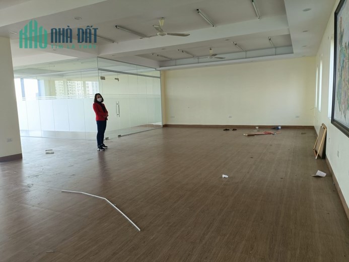 CHO THUÊ MẶT PHỐ VŨ LĂNG THANH TRÌ 260M2, 20 TRIỆU/THÁNG - KDVP, SPA...
